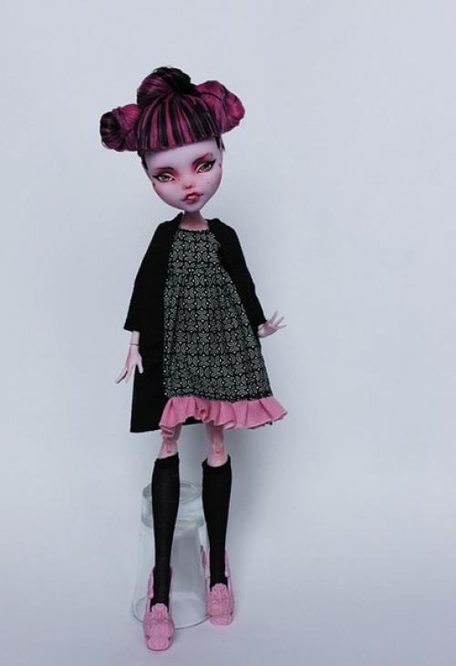 7/30.   Продам ооак из дракулауры (Monsters Exchange. 02