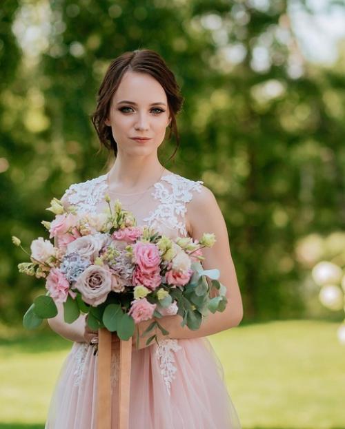 Мы рады учавствовать в ваших прекрасных событиях жизни. 01