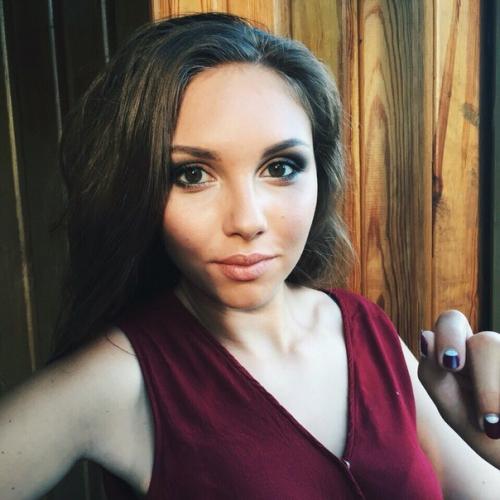 Модели для пополнения портфолио нужны. 05