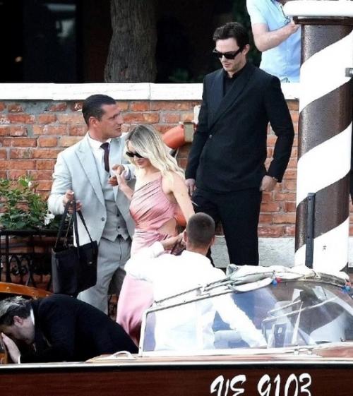 Аня Тейлор - Джой вышла замуж за своего возлюбленного Малкольма макрея в Италии. 07 Аня Тейлор - Джой вышла замуж за своего возлюбленного Малкольма макрея в Италии. 07