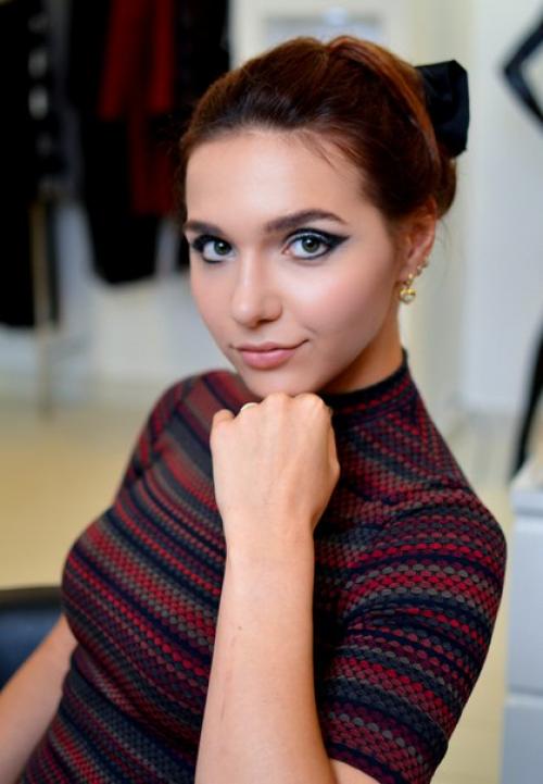 Девочки, кого интересуют данные темы, пишите? 01