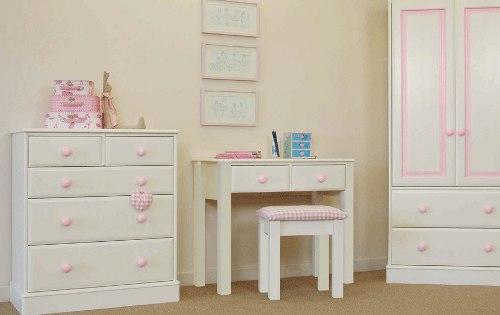 Дамский столик. Дамский столик - неотъемлемая часть спальни или женской комнаты. 01