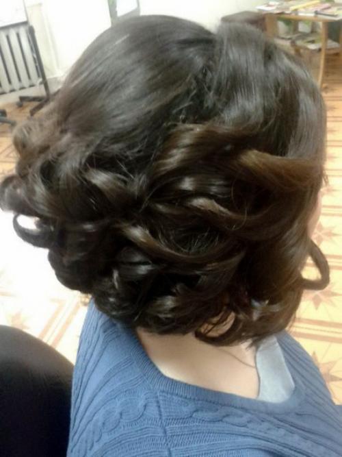 Милые?  Выпускницы!  Запись на прическу и макияж на выпускные вечера началась! 05