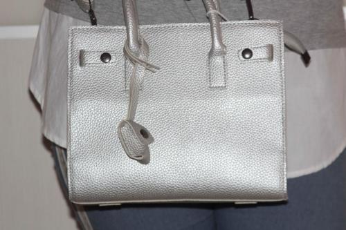 Стильная и красивая сумка - один из самых важных женских аксессуаров. 08