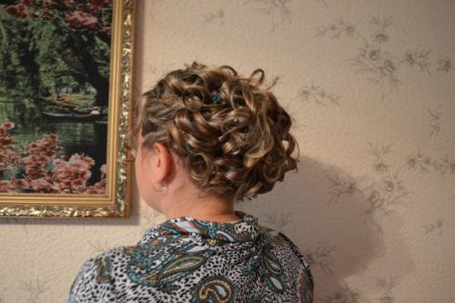 Дорогие красавицы) предлагаю услуги по созданию образа на свадьбу, день рождение, корпоратив, фотосессию макияж - 300 руб., прическа - 350 руб. 01