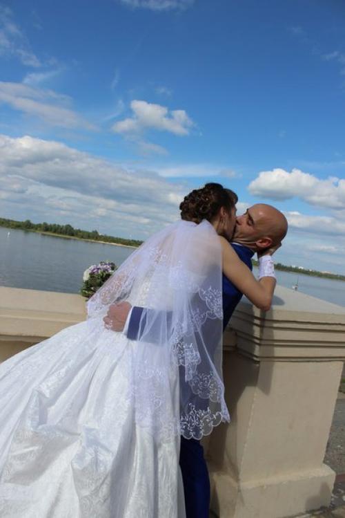 Дорогие красавицы) предлагаю услуги по созданию образа на свадьбу, день рождение, корпоратив, фотосессию макияж - 300 руб., прическа - 350 руб. 06