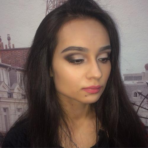 Здравствуйте?  Я визажист - стилист, ищу моделей на: 05