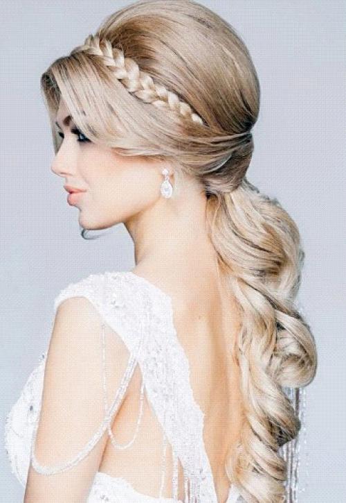 Девочки, нужны модели на отработку макияжа (дневной, вечерний, свадебный и т. д. ) и на прически. 02