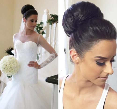 Милые невесты!   Акция: свадебный гладкий пучок и нежный макияж всего за 4 999 рублей. 02