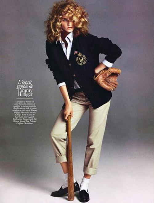 Стиль 1980-х гг. - стиль, воспроизводящий манеру одежды, макияжа, прически 1980-х годов. 09 Стиль 1980-х гг. - стиль, воспроизводящий манеру одежды, макияжа, прически 1980-х годов. 09