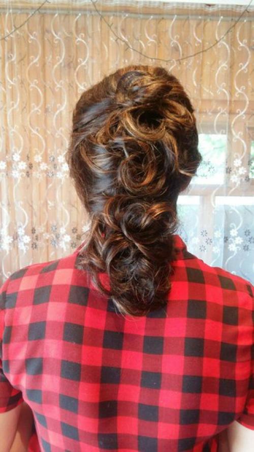 Зима - это время преображения, время перемен, новых встреч и событий, и наконец впереди самый главный семейный праздник новый год. 01