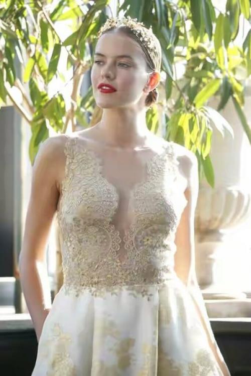 Лучшие бьюти - образы невест со свадебной недели моды в Нью-йорке. 03