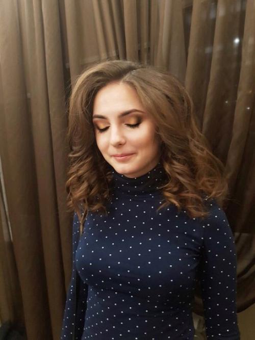 У нас большая скидка на макияж -15%! 03