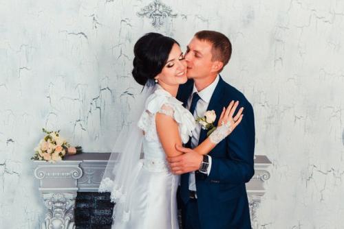 Провожу обучение, мастер классы по визажу - от салонного до подиума и фантазии, знакомство с новыми текстурами и схемами. 03