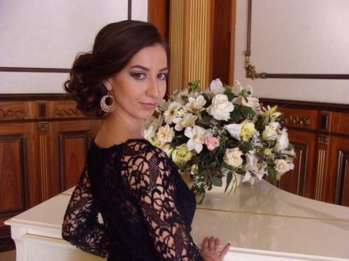 Куколки мои!  Очень приятное и выгодное предложение для зимних невест прическа макияж подбор образа всего 3500 руб. 01