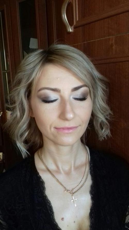 Девчули красотули?  Рада предложить вам услуги макияжа и причёсок? 02