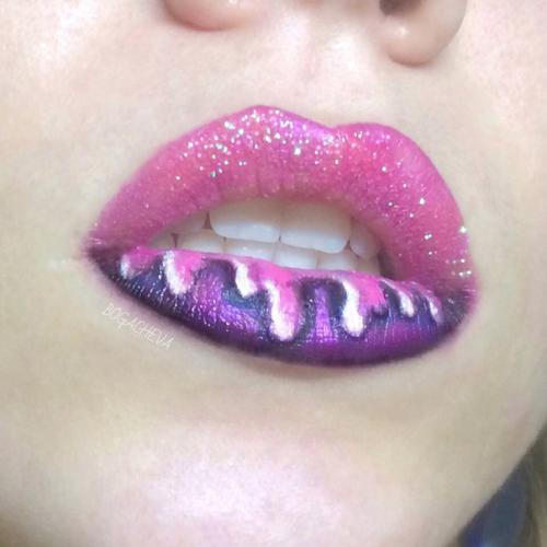 У нас большая скидка на макияж -15%! 02