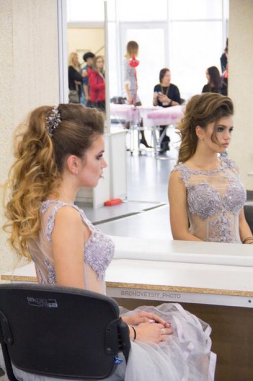 У нас большая скидка на макияж -15%! 01