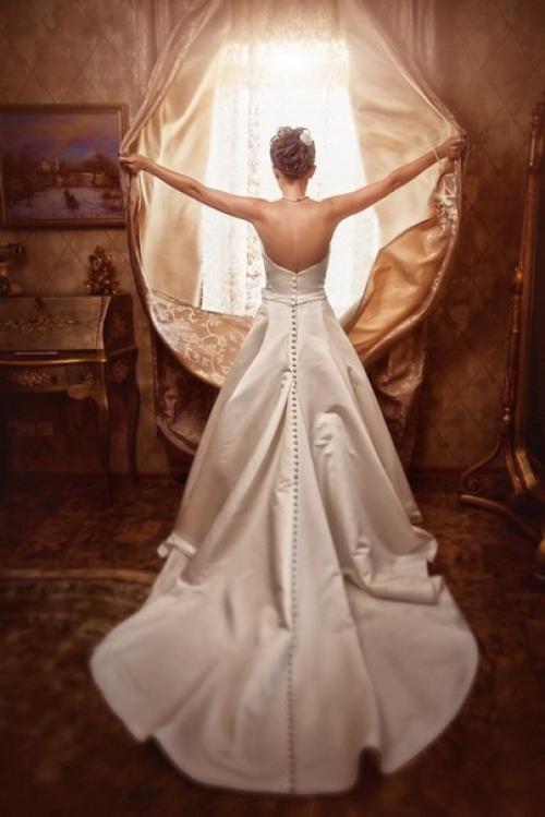 Красивые девушки с длинными волосами нужны. 03