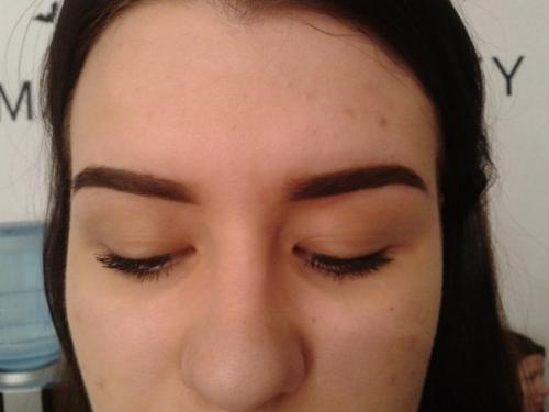 Требуются модели на коррекцию окрашивание бровей. 03