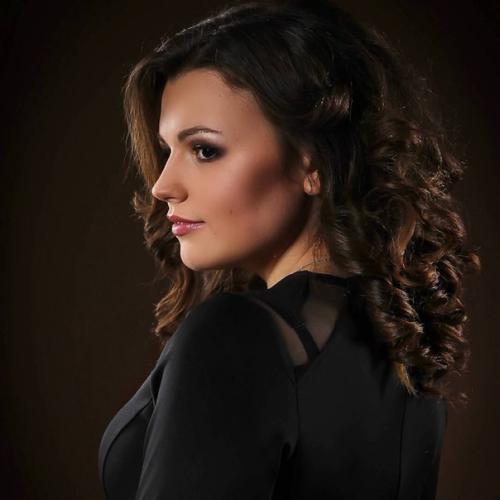 Дорогие девушки!  Я дипломированный, профессиональный мастер, ищу моделей на макияж и прическу (хочется новых работ в портфолио. 05