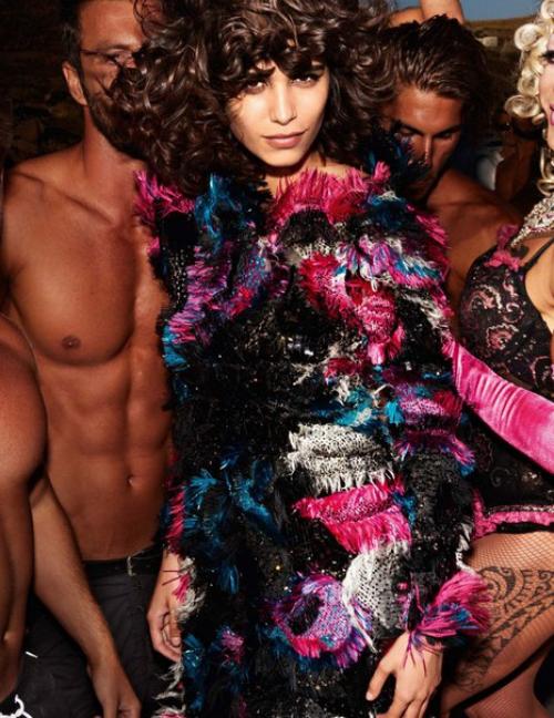 Mykonos: фотосессия Марио тестино для Vogue Paris November 2015. 02