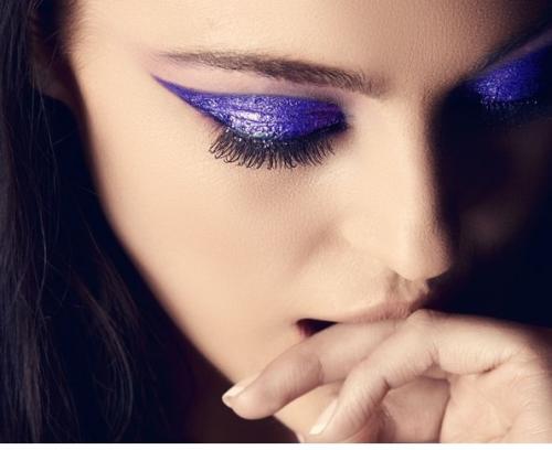 Мы подбираем макияж к нвовогоднему образу. 04