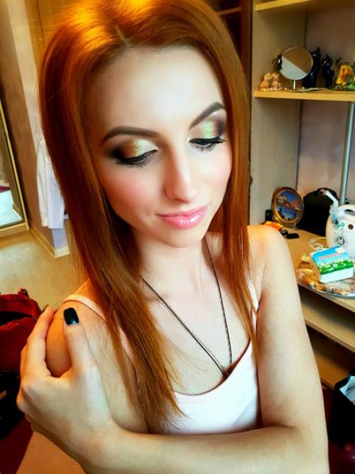 Юлия мартынова.  Стилист/визажист. 01