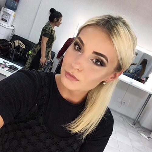 Милые девушки, мне нужны модели на макияж, причёски и оформление бровей (200) для пополнения партфолио? 04