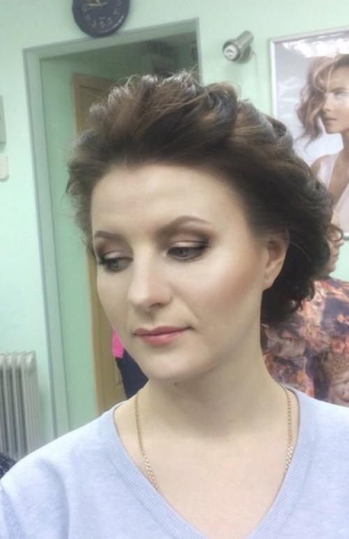 У нас большая скидка на макияж -15%! 08