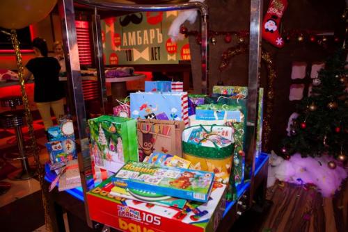 Олівці Для очей. Мягкий карандаш, который можно использовать как для наружного, так и для внутреннего века. 04