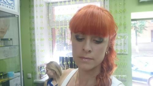 Спешите записаться на прически, макияж, стрижки, маникюр, и т. д к новогодним корпоративам! 01