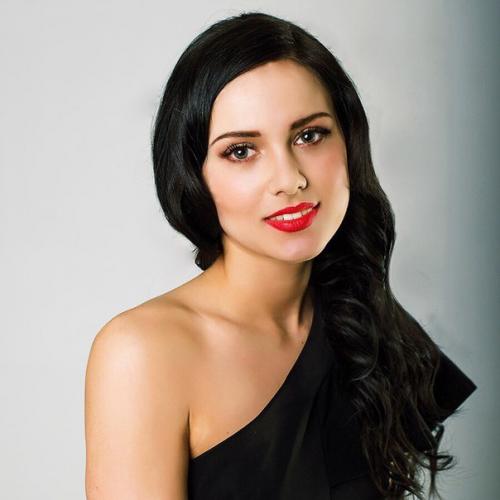 Дорогие девушки?  Я рада предложить макияж и причёску к любому вашему событию и торжеству? 09