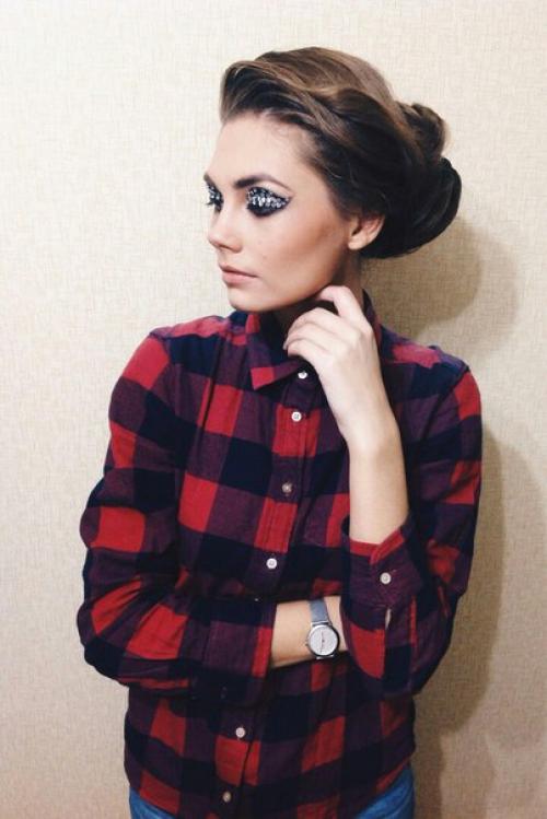 Модели на МАКИЯЖ и прически нужны. 06