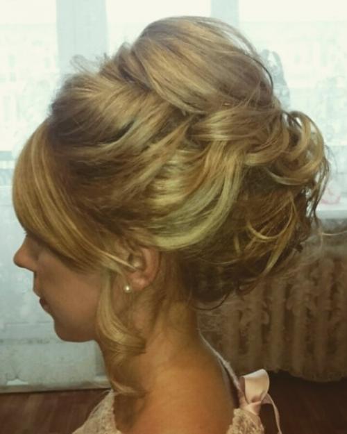 Нужны модели на макияж 500 р., локоны 500 р., причёски 500 р. для пополнения портфолио. 01