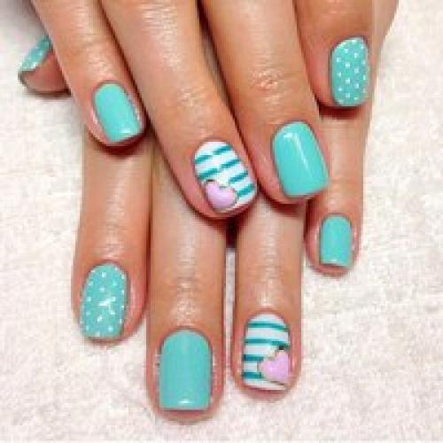 Спешите записаться на прически, макияж, стрижки, маникюр, и т. д к новогодним корпоративам! 07