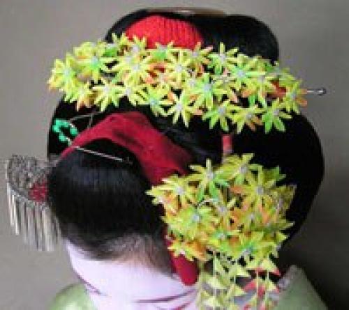 Не секрет, что искусство цумами канзаши зародилось в Японии и основой ему послужило традиционное оригами. 01 Не секрет, что искусство цумами канзаши зародилось в Японии и основой ему послужило традиционное оригами. 01