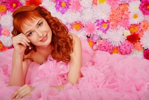 Дорогие дамы!  Свободны несколько мест на фотосессии в художественных образах на числа с 5 по 10 января. 05