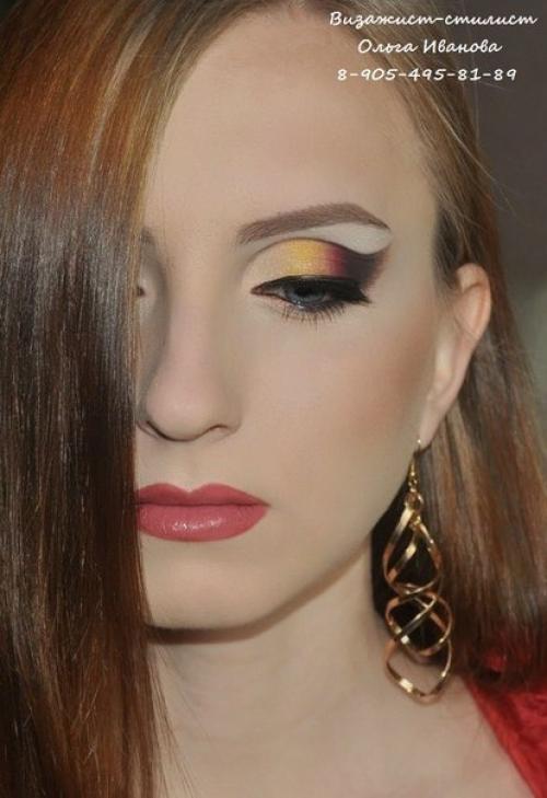 Идет запись на вечерний макияж и прическу на новогодние праздники, корпоративы. 02