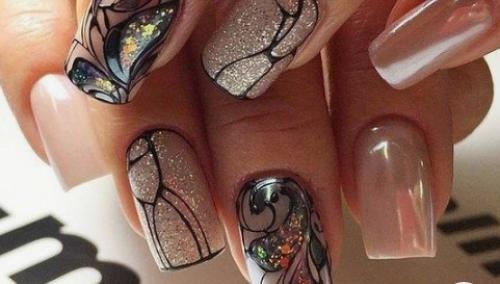 Аккуратный маникюр - прекрасное дополнение к стильному наряду, красивой прическе и подходящему макияжу. 06