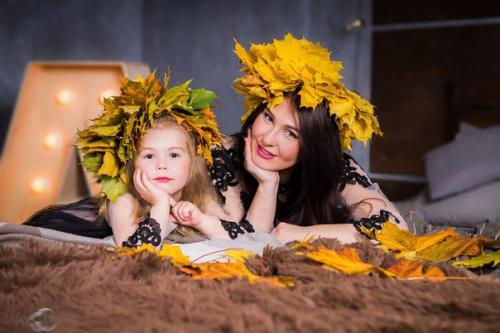 Милые девушки!  Я сертифицированный визажист, приглашаю вас для создания прекрасного образа на торжество по приятным ценам? 08