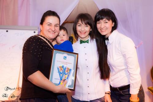 Олівці Для очей. Мягкий карандаш, который можно использовать как для наружного, так и для внутреннего века. 07