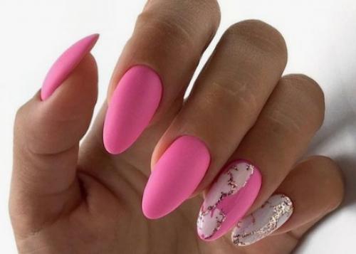 Аккуратный маникюр - прекрасное дополнение к стильному наряду, красивой прическе и подходящему макияжу. 04