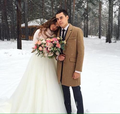 Открыта запись на свадьбы 2017? 01