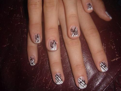 В преддверии нового года прически, макияж, маникюр, педикюр по самым вкусным ценам. 01