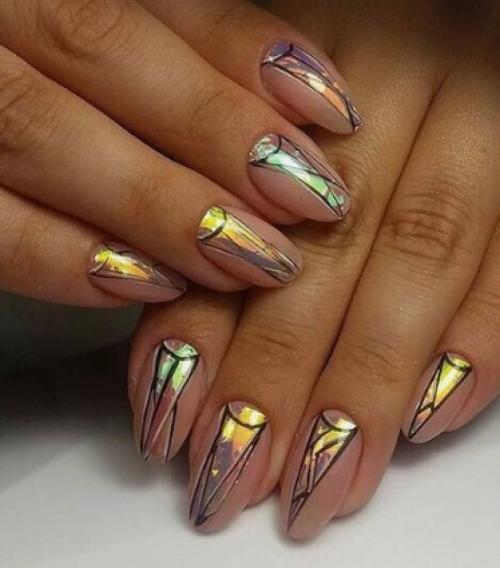 Аккуратный маникюр - прекрасное дополнение к стильному наряду, красивой прическе и подходящему макияжу. 07