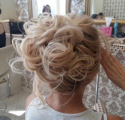 Милые богини. Мы спешим на преображение волосиков к новому году. 01