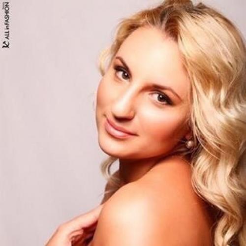 Дорогие девушки?  Я рада предложить макияж и причёску к любому вашему событию и торжеству? 04