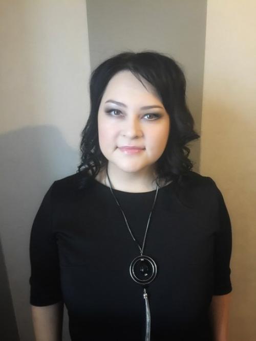 Макияж?  С выездом 900? 02