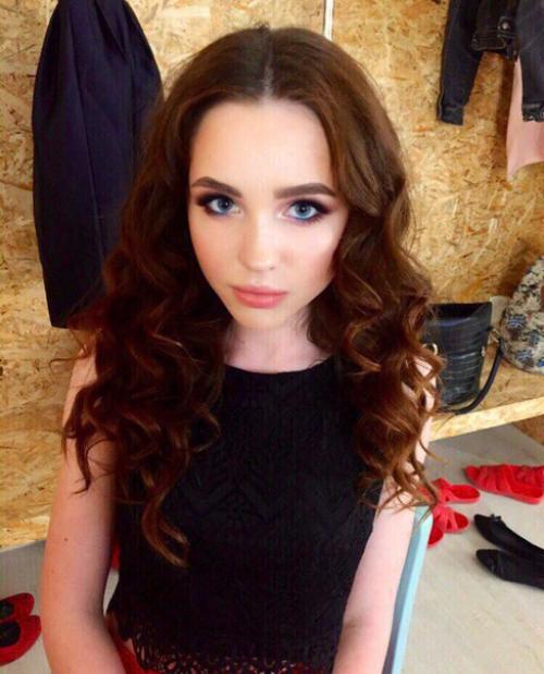 Здравствуйте!  Я квалифицированный визажист и мастер по прическам с большим опытом работы. 06 Здравствуйте!  Я квалифицированный визажист и мастер по прическам с большим опытом работы. 06